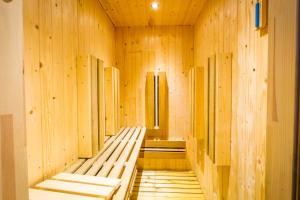 Appartements Sauna - Le loft des remparts - FloBNB : photos des chambres