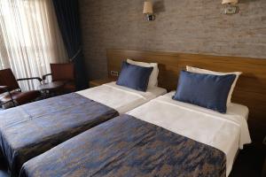 Standard Double or Twin Room with Land View room in Azka Hotel