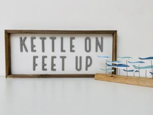 Coast House Cromer - Sleeps 15, hot tub, sea views