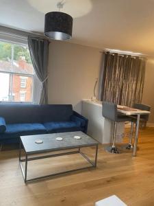 Brady’s Glastonbury beautiful pad great location!