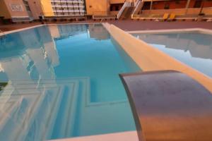 Hermoso apartamento con piscina en Caletillas