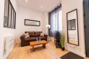 Appartements KASA LOFT CENTRE 2 - WIFI et TV - Confortable et stationnement gratuit a proximite : photos des chambres