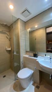 Homy studio room near taman anggrek