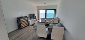 Apartamento T2-5m Aeroporto CR7