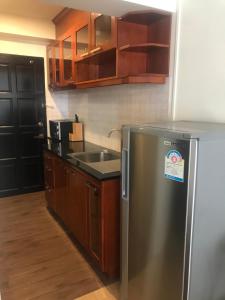 Jomtien Beach Condominium Rimhad A