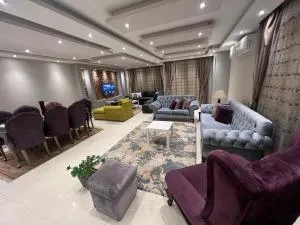 Cozy and Modern Apartment for Rent in Mohandessin - Каир