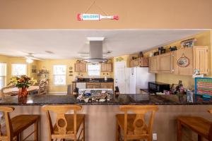 Relax at our Beach Haven - Pet Friendly