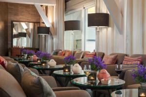 Hotels Hotel Acadie Paris Villepinte : photos des chambres