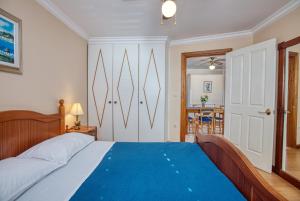 Apartments by the sea Brodarica, Sibenik - 4194