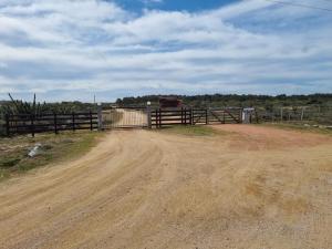 Casa Infinito en LAGUNA GARZÓN en el Balneario San Sebastian
