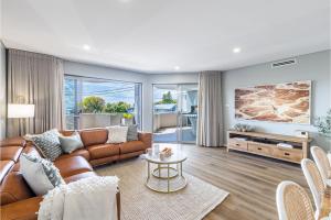 Footprints 1, 6-10 Market Street - Surfside Apartments