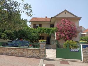 Apartments Slavica - free WiFi