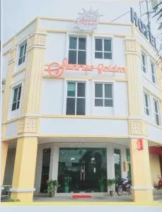 Sunrise Golden Hotel - 加影