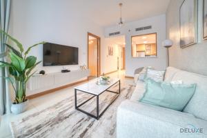 Hot Deal Modern 1BR at Iris Blue, Dont Miss Out by Deluxe Holiday Homes