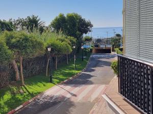 Marina de La Duquesa beachfront appartment