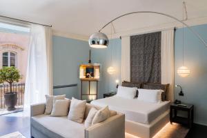 Mini Suite room in Q92 Noto Hotel