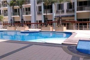 One Palm Tree Villas near NAIA Airport .