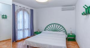 A un passo dal mare -Trilocale Baia con vista mare