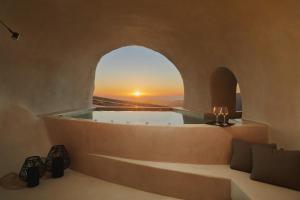 Divine Boutique Cave Experience