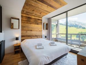 Appartement 4★, 8 pers, sauna, 3 ch, balcon sud, vue La Clusaz - FR-1-304-217