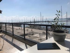 Marine Apartment with sea & port view!