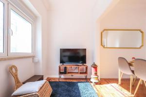 Vita Portucale ! Olaias Design with Terrace