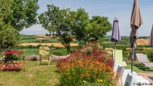 Gites Les Granges De Flolie