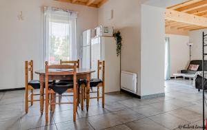 Maisons de vacances Gites Les Granges De Flolie : photos des chambres