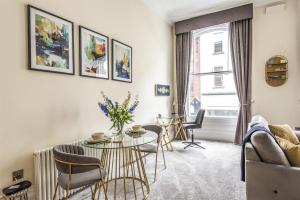 Rowntree One - Stunning Apartment- Grade II listed