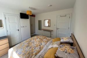 The Nook Oranmore Holiday Home by Trident Holiday Homes