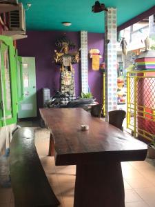 Kubu Pilatus – Family House Lombok