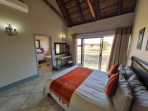 Moshate Lodge Zebula 4 Bedroom Holiday home