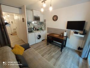 studio climatisé, 50 m de la prom, Wifi - 3hvězdičkové hotely ve městě Nice