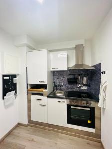 Wellness-Apartment Seefeld and Chill SPA im Zentrum mit Pool, Sauna und Netflix for free