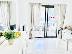 Los Cristianos 1 Bed Apartment