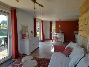 Chalets Gite du Petit Pommier : photos des chambres