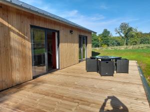 Chalets Gite du Petit Pommier : photos des chambres