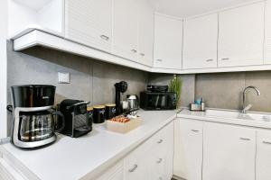 Porto Sea View Apartments - Pl Ippodromiou 21