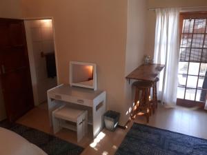 Cozy Sarel Cilliers street