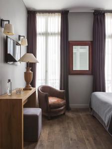 Hotels New Hotel Roblin : photos des chambres