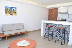 Ocean front Villa Marlin, best location in hotel zone #109