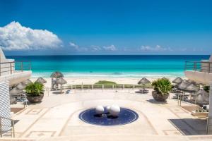 Ocean front Villa Marlin, best location in hotel zone #109