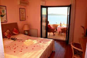 Grand View Apartments