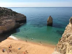 Casa Madrugada - 贝纳吉