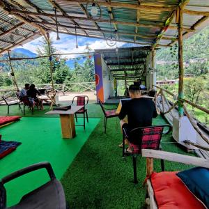 Safar Hostel Manali