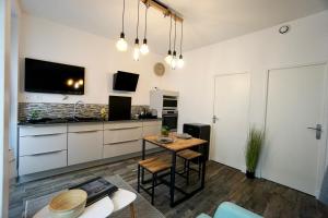 Appartements Le 12 * Hyper centre* : photos des chambres