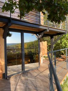 Maisons de vacances Le Moonloft insolite Tiny-House dans les arbres & 1 seance de sauna pour 2 avec vue panoramique : photos des chambres