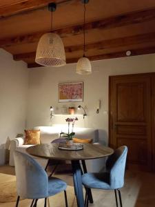 Appartements S'gleina Gleck, in the heart of a wine city, Charmant Studio 1 piece et 1 salle de bain : photos des chambres