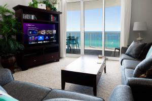 Beachfront! Master on Gulf No Resort Fees! Panama City Beach