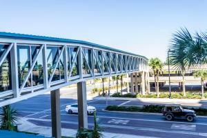 Beachfront! Master on Gulf No Resort Fees! Panama City Beach